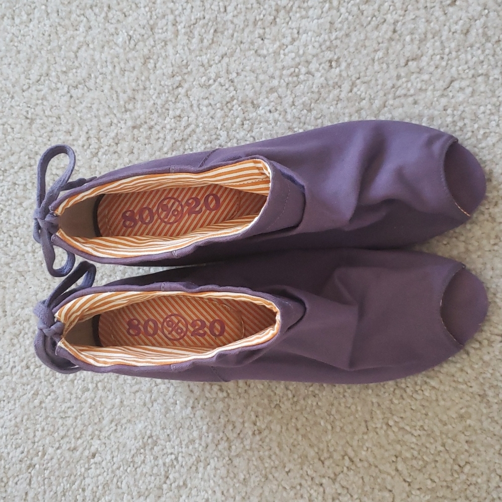 80%20 purple artsy wedges